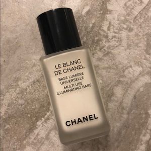 Chanel Le Blanc Multi-Use Illuminating Base Primer